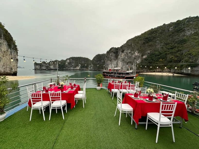 Ninh Binh: Lan Ha, Halong bay luxury cruises with balcony - Balcony time, sunset, and a Vietnamese cooking class