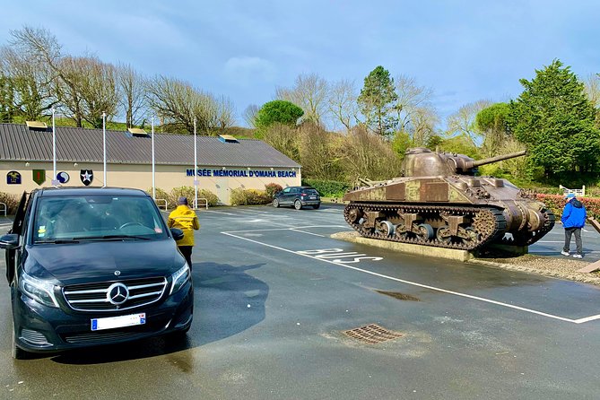 Normandy Battlefields D-Day Private Trip with VIP Services from Paris - Lunch in a local village