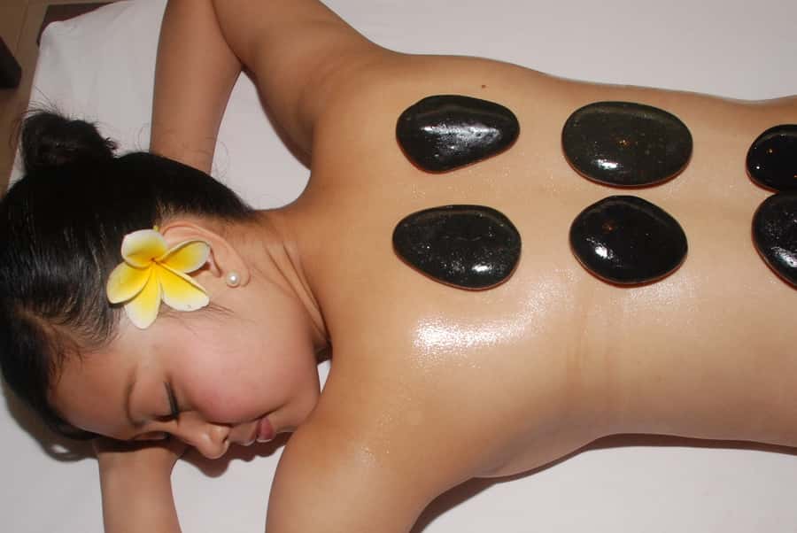 Nusa Dua: 2-Hour Luxury Warm Stone Massage Spa Treatment - Foot washing begins the Bali-style ritual