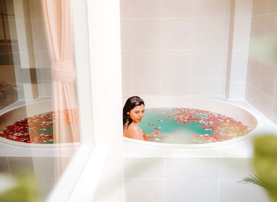 Nusa Dua: 2-Hour Luxury Warm Stone Massage Spa Treatment - Warm stones add heat, not just atmosphere