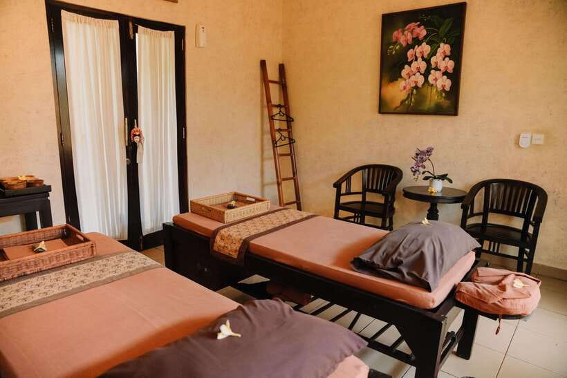 Nusa dua: Luxury Spa Bali Massage, Scrub, Flowerbath 2 hour - Who will enjoy this experience most