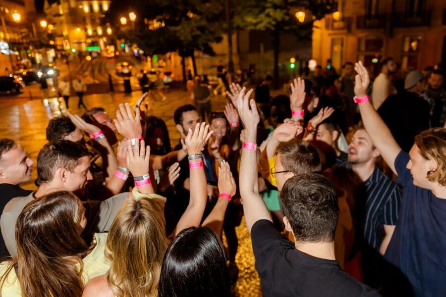 NYE Pub Crawl + VIP Club Entry - Should you book it?