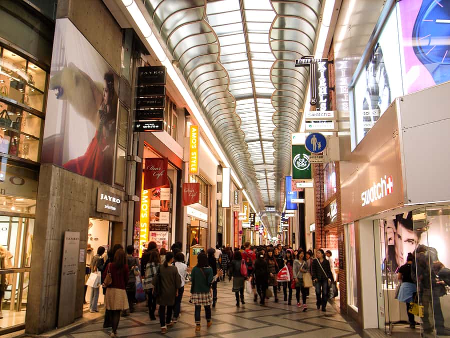 Osaka private Luxury Vehicle Tour：Freely Customized - Shinsaibashi for shopping and practical browsing