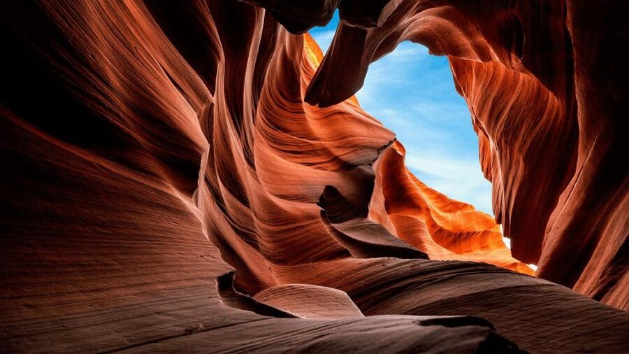 Page: Upper Antelope Canyon Prime Time Entry & Navajo Guide. - What the Upper Antelope Canyon tour is really like
