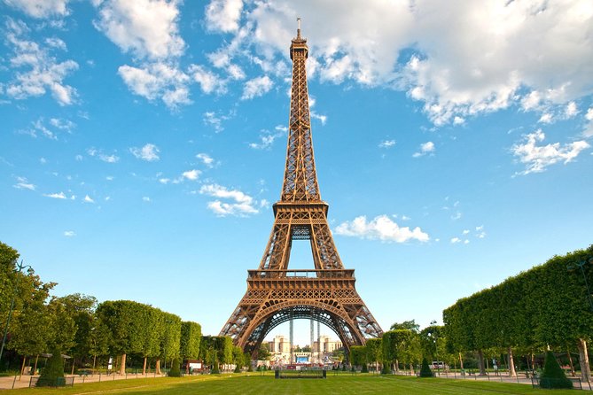Paris Airport Transfer: Paris to Paris Airport CDG by Luxury Van - Booking timing, cancellation, and the pickup clock