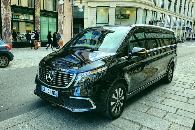 Paris Airport Transfer: Paris to Paris Airport CDG by Luxury Van - The Mercedes V Class and Vito difference