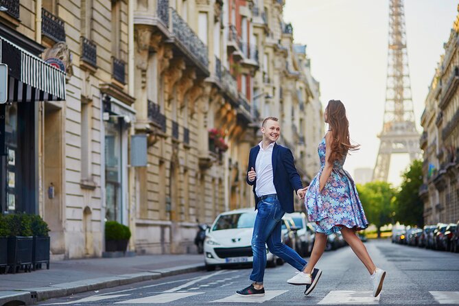 Paris Luxury Private Professional Photoshoot at the Eiffel Tower - Key points to know before booking