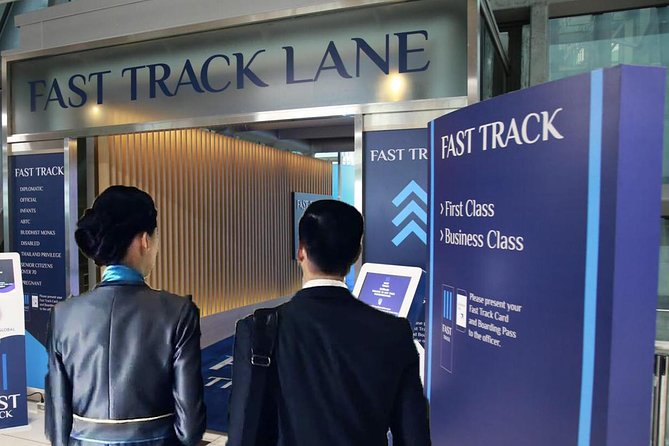 Phuket Airport VIP Fast-Track Immigration with Personal Guide - Moving through immigration and customs