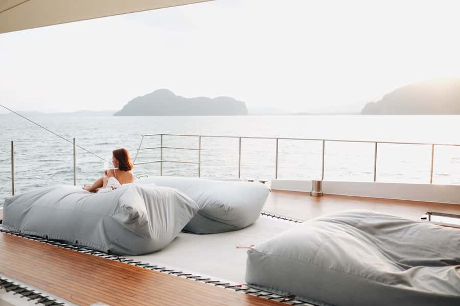 Phuket: James Bond Island Luxury Sunset Cruise - Settling into the catamaran