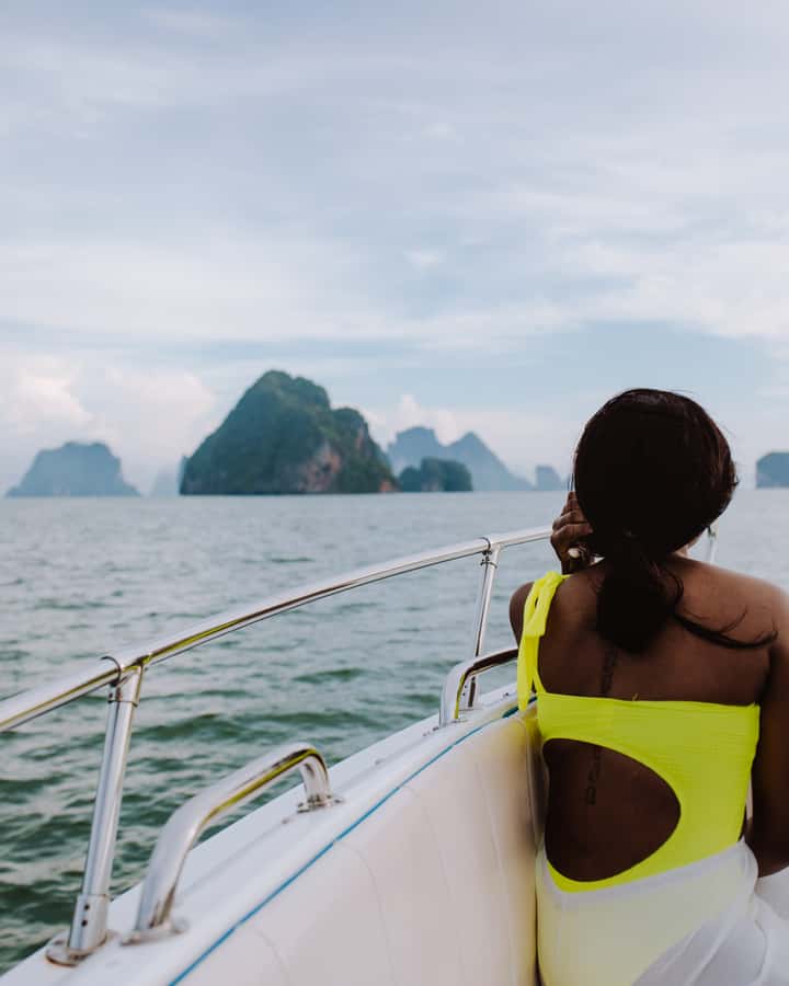 Phuket: Luxury Small Group Phang Nga and Beyond Tour - Hong Island by sea canoe