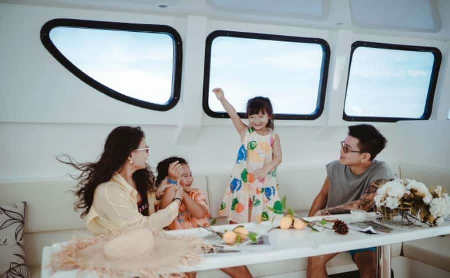 Phuket: Phi Phi, Maya, and Maiton by Luxury Yacht with Lunch - Leaving Phuket and settling into the catamaran