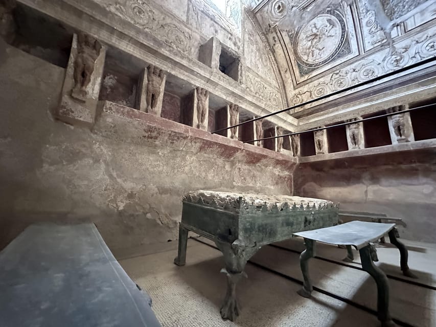 Pompeii VIP 3h Tour: Skip-the-line with your Archaeologist - The Garden of the Fugitives