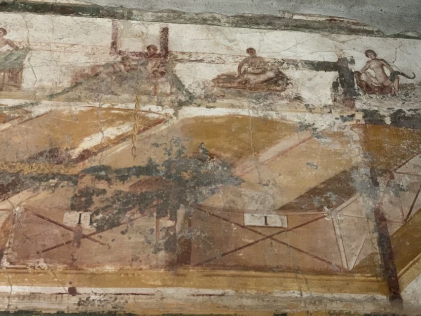 Pompeii VIP 3h Tour: Skip-the-line with your Archaeologist - Houses that reveal private Pompeii