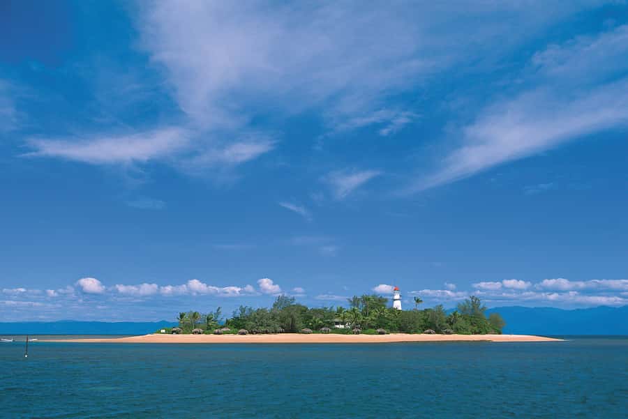 Port Douglas: Low Isles Afternoon Cruise on Luxury Catamaran - The sunset sail back to Port Douglas