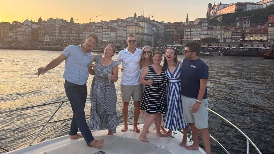 Porto: Luxury 6 Bridges Yacht Cruise with Wine & Snacks - Infante and Dom Luís: the classic Porto views