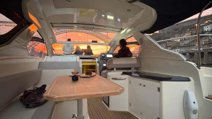 Porto: Luxury 6 Bridges Yacht Cruise with Wine & Snacks - Wine, snacks, and the yacht itself