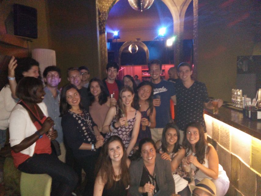 Porto: Pub Crawl with 6 Drinks and VIP Club Entry - Key points to know before you book