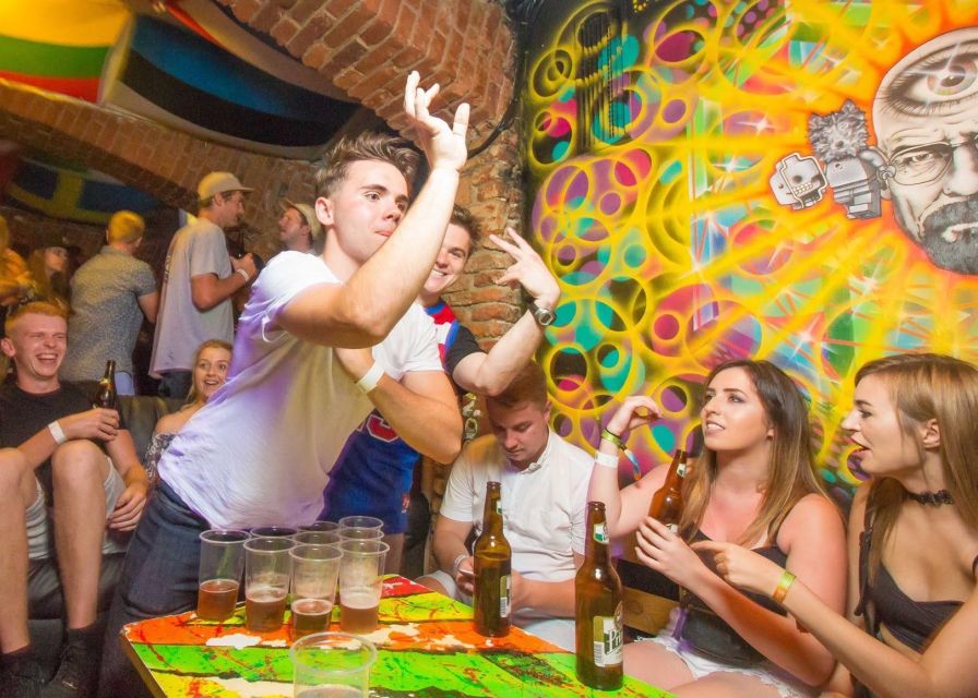 Prague: Pub Crawl with Open Bar and VIP Entry - Key points to know before you book
