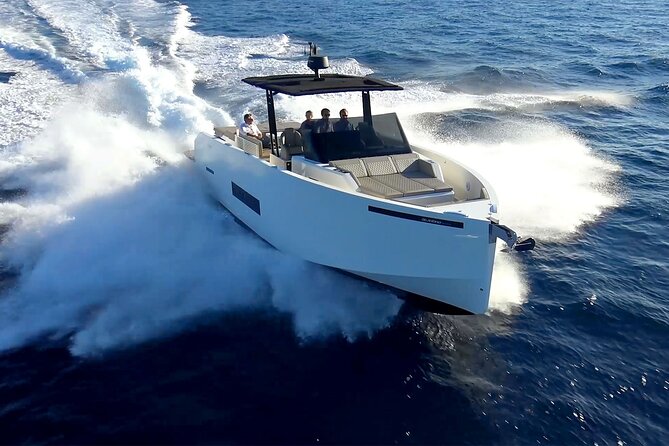 Private 5-Hour Cruise on Brand-New Luxury Yacht in Mykonos (Para Voce) - Paradise Beach shows the island’s party side