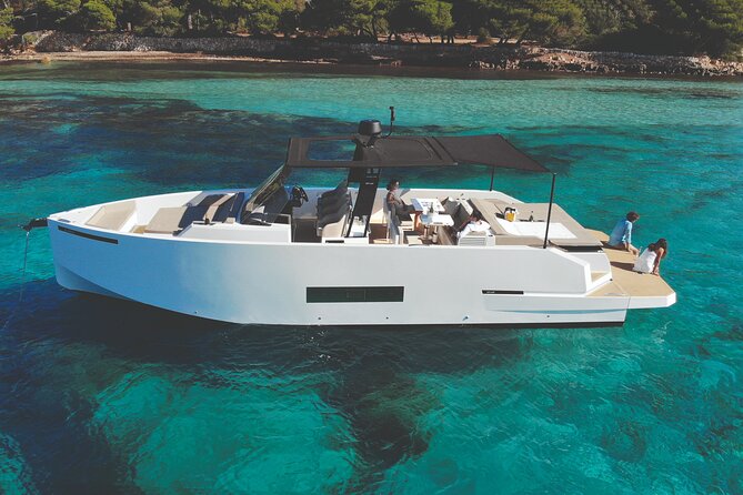 Private 5-Hour Cruise on Brand-New Luxury Yacht in Mykonos (Para Voce) - Super Paradise is the main water stop