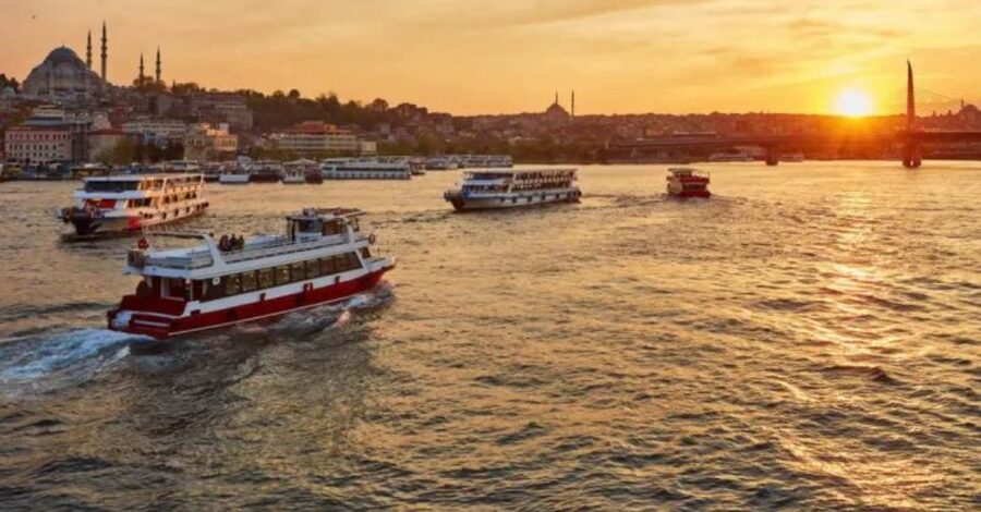 Private Bosphorus Sightseeing Cruise By Luxury Yacht - Who will get the most from this outing