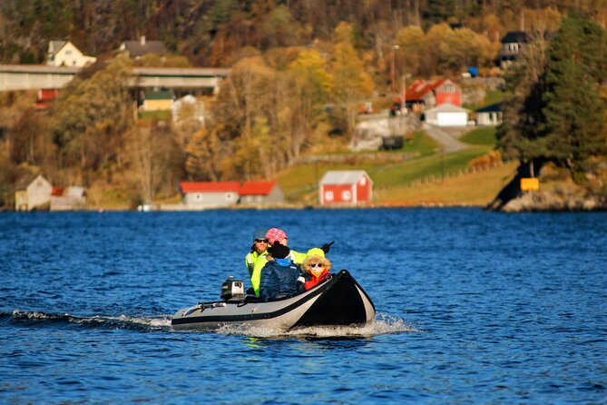Private Fjordcruise by Luxury Pontoon Boat - Bergen Fjords - Why the quiet fjords matter
