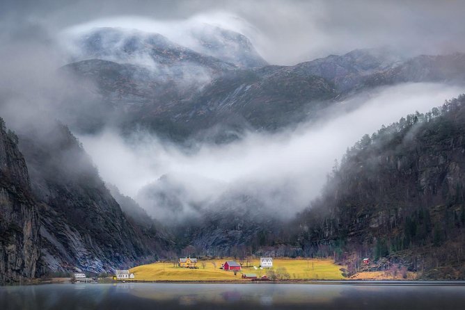 Private Fjordcruise by Luxury Pontoon Boat - Bergen Fjords - Is $784.45 per person good value?