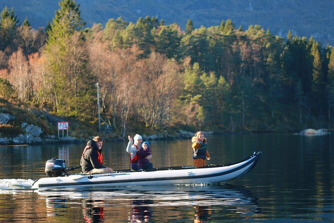 Private Fjordcruise by Luxury Pontoon Boat - Bergen Fjords - Who should book this fjord cruise?