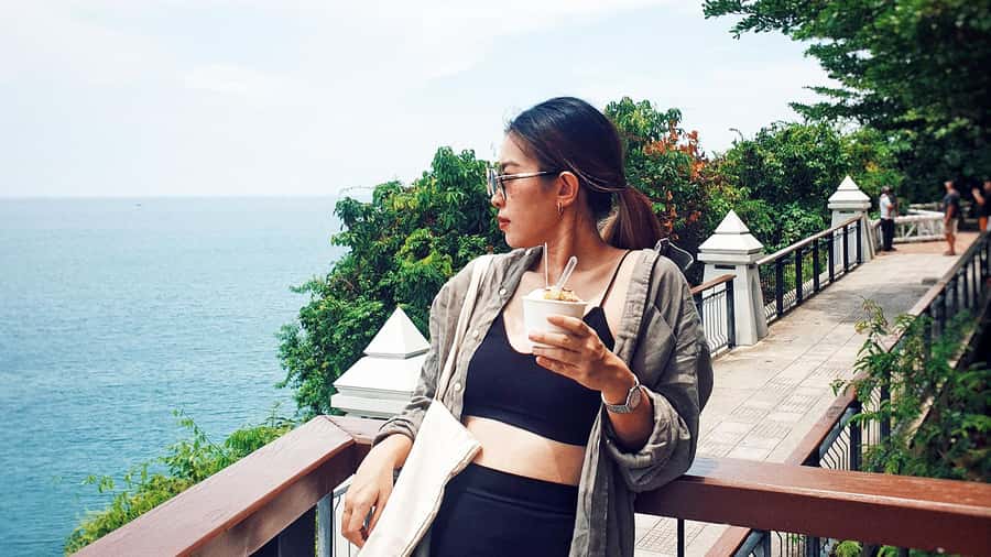 PRIVATE ISLAND TOUR VIP AROUND KOH SAMUI FULL DAY EXCURSION - Na Muang Waterfall adds a chance to swim