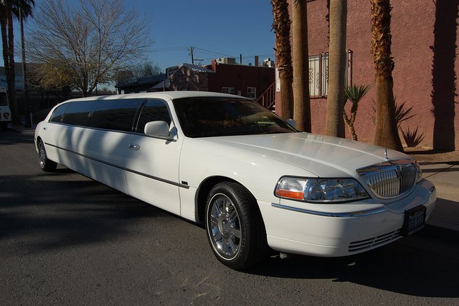 Private Las Vegas Airport to Hotel Luxury Limousine Transfer - Stretch limousine comfort and luggage limits