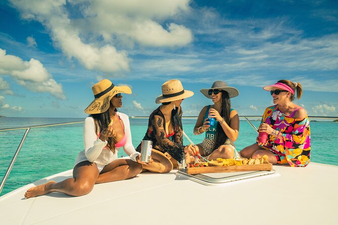 Private Luxury 36' Yacht from Fajardo to Icacos or Palomino - What six hours really gives you