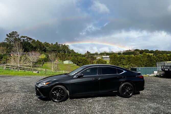 Private Luxury Airport Transfers in Auckland – Sedans & Vans - Communication before pickup