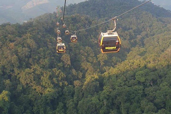 Private luxury Ba Na Hills & Hoi An Walking Tour, Night Market - Riding the cable car to Ba Na Hills