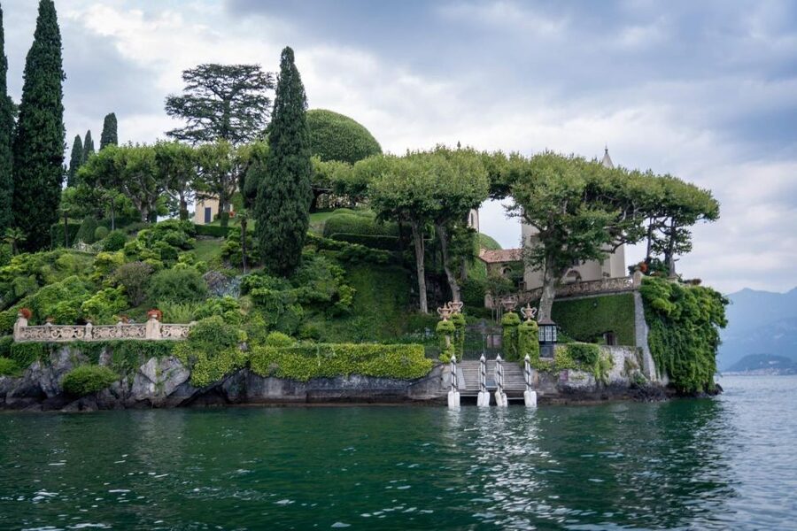 Private Luxury Boat Tour of Lake Como with Stops & Drinks - Key points to know