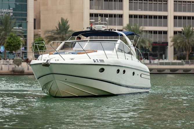 Private Luxury Everest Yacht Cruise from Dubai Marina - The Dubai Marina Canal and Bluewaters views