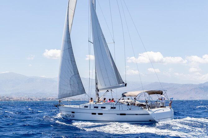 Private Luxury Sailing Trips to Dia Island - Who will enjoy this private sailing day?