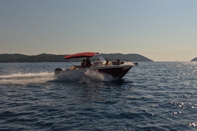 Private luxury speedboat tour-Islands, caves, beaches, snorkeling - Šipan for lunch and a slower hour