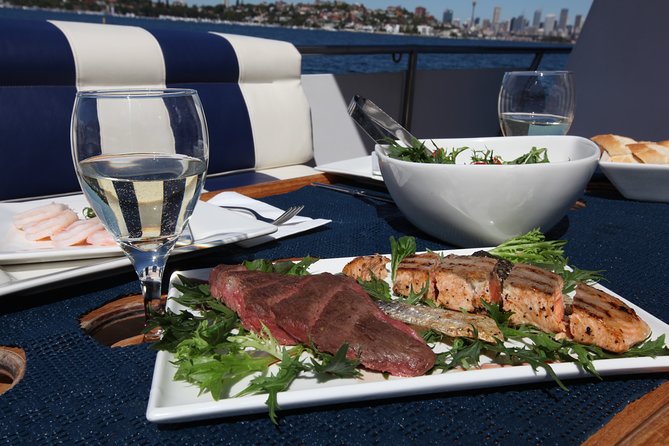 Private Luxury Sydney Harbour Cruise - Meeting at Campbell’s Cove in Circular Quay