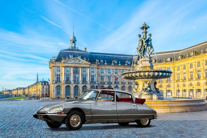 Private luxury tour of Bordeaux in a magnificent Citroen DS - 2 hours - The Bordeaux wine museum and the right bank