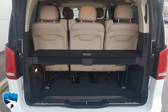 Private luxury transfer from Edinburgh Airport to Edinburgh - Why door-to-door service can be worth the price