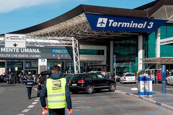 Private Luxury Transfer from Fiumicino Airport to Rome - A 45-minute ride into central Rome