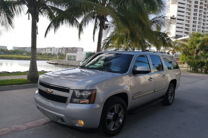 Private luxury transportation from CUN Airport to Playa del Carmen - A direct 50-minute to 1-hour-10-minute ride to Playa del Carmen
