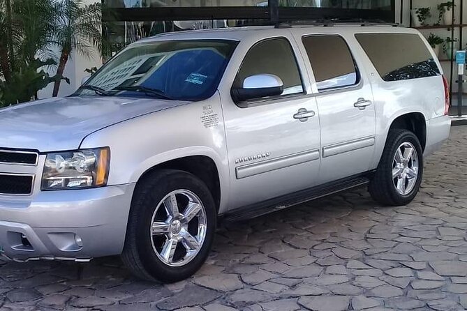 Private luxury transportation from CUN Airport to Puerto Morelos - Booking details worth checking twice