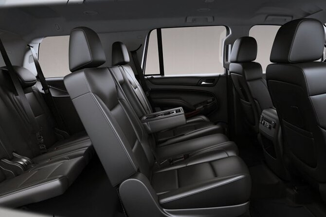 Private Luxury Transportation to/from Boston Logan Airport (BOS) - Flight delays, immigration, and the 60-minute waiting rule