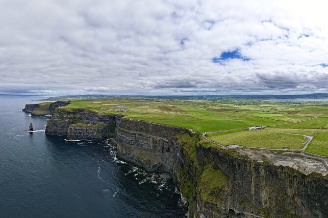 Private Luxury VIP Chauffeured Cliffs of Moher Tour from Dublin - What the chauffeur service adds