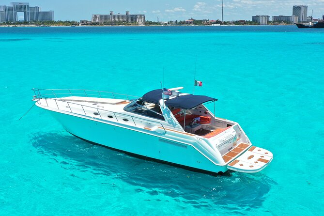 Private Luxury Yacht 55FT Rental in Cancun - Four hours: snorkeling and a taste of Isla Mujeres