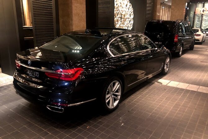 Private Melbourne CBD Sightseeing Tour – luxury vehicle - Luggage limits deserve attention