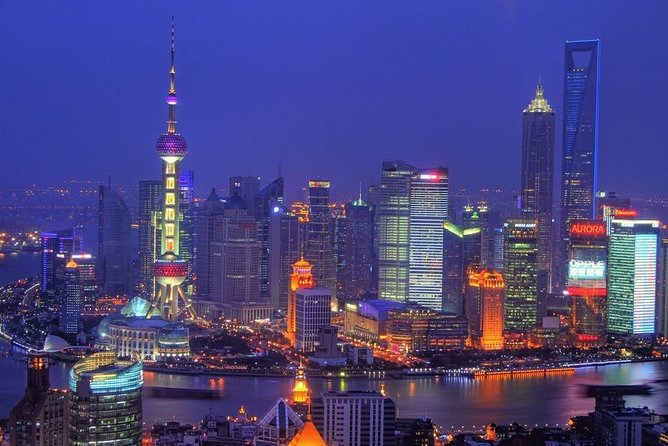 Private Night Tour-VIP River Cruise and Shanghai Tower Option - Why Shanghai looks best from the Huangpu River
