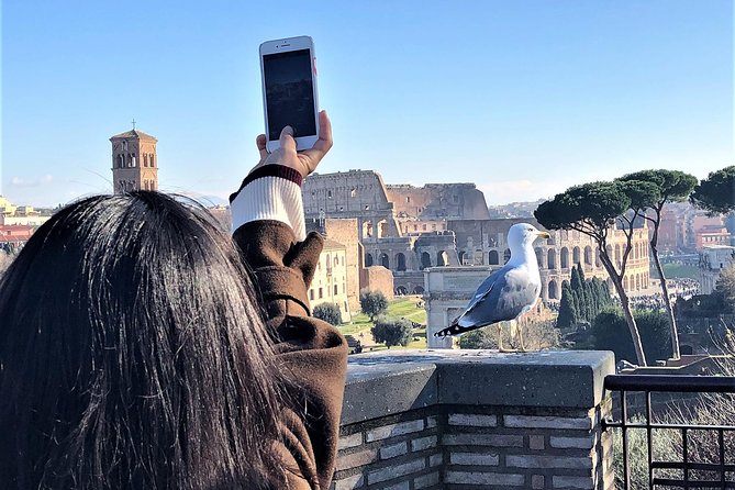 Private Rome WOW Tour in 1 Day: Luxury Car, Guide, Tkts & Lunch! - Starting at the Colosseum and Roman Forum