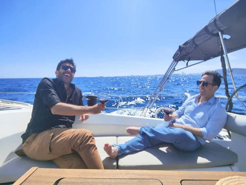 Private Sailboat Barcelona Luxury Boat + Aperitifs & Drinks - Comfort, privacy, and the limits of the boat